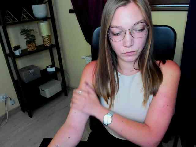 EmillyExtasy webcam