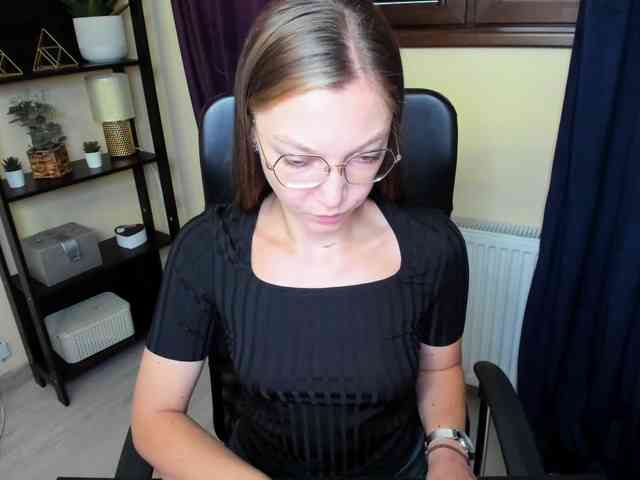 EmillyExtasy webcam