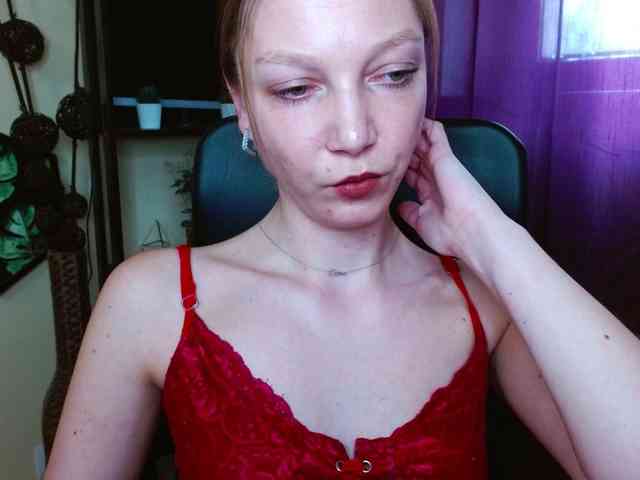 EmillyExtasy webcam