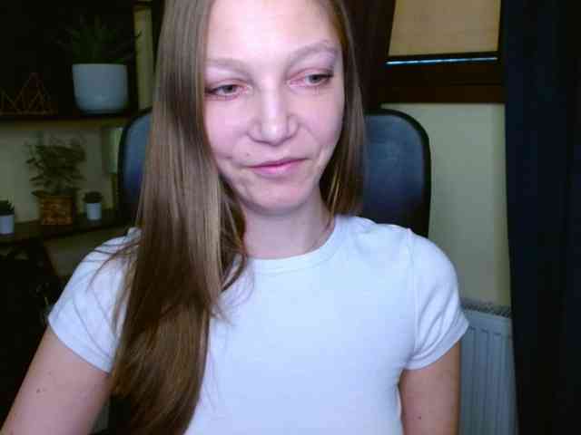 EmillyExtasy webcam