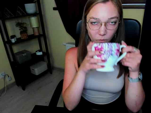 EmillyExtasy webcam