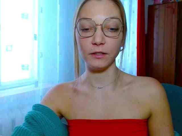 EmillyExtasy webcam