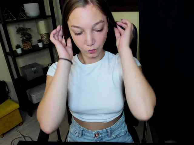 EmillyExtasy webcam