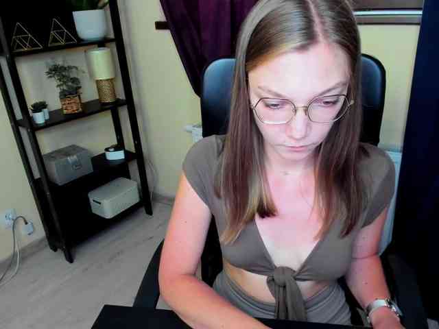 EmillyExtasy webcam