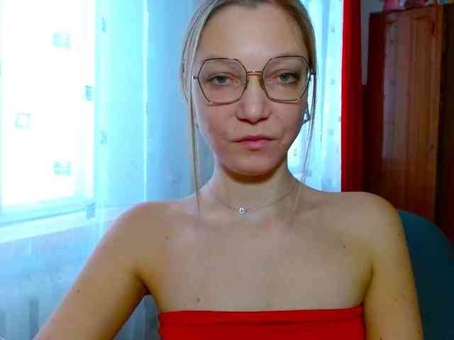 EmillyExtasy webcam