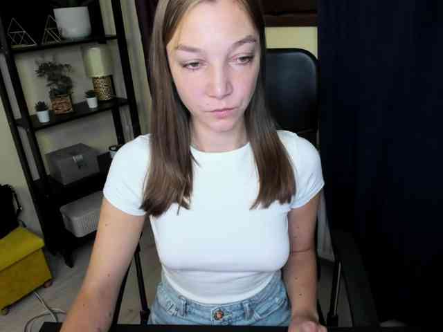 EmillyExtasy webcam