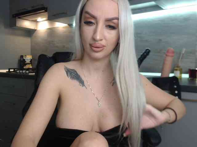 Mistresszora01 webcam