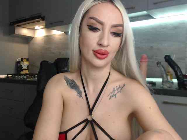 Mistresszora01 webcam