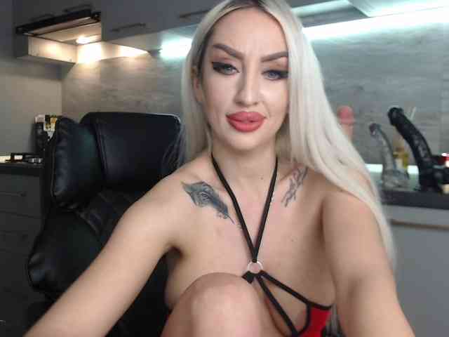 Mistresszora01 webcam