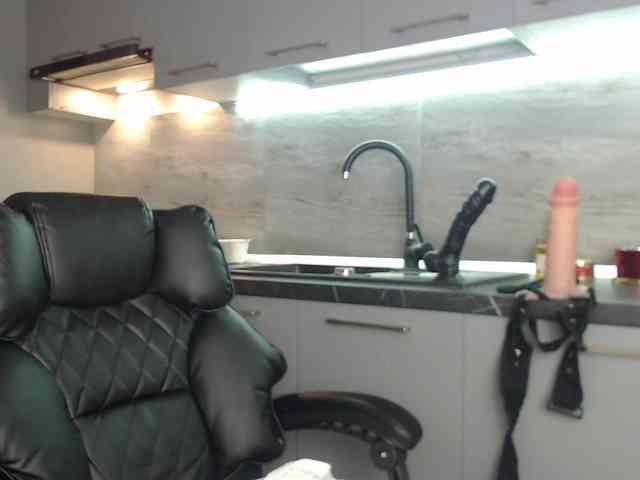 Mistresszora01 webcam