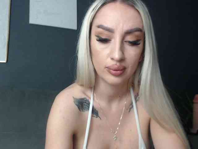Mistresszora01 webcam