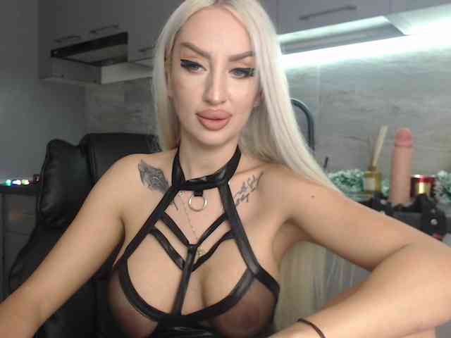 Mistresszora01 webcam