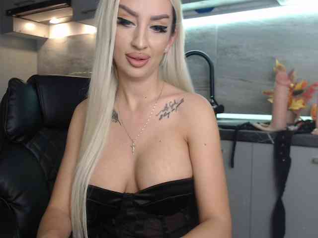 Mistresszora01 webcam