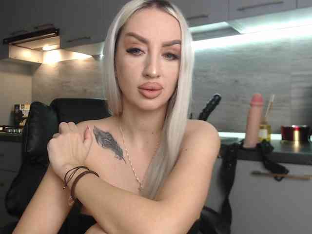 Mistresszora01 webcam