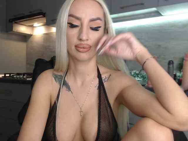 Mistresszora01 webcam