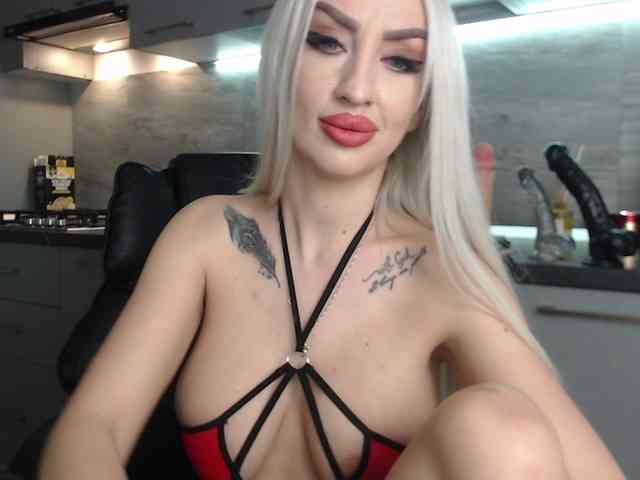 Mistresszora01 webcam