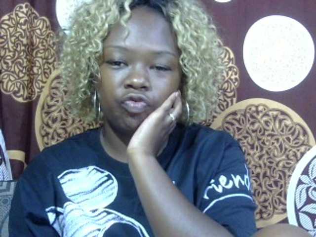 May-sexy's BongaCams show and profile