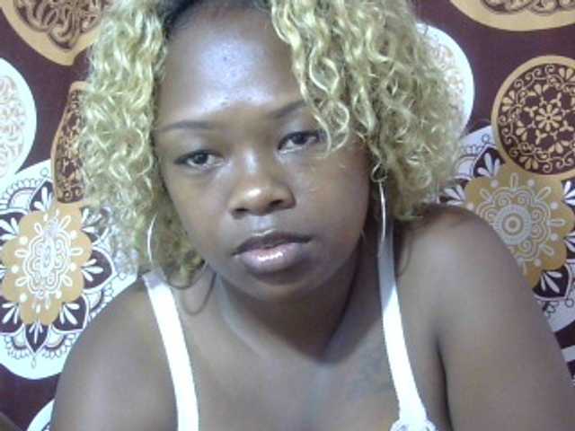 May-sexy's BongaCams show and profile