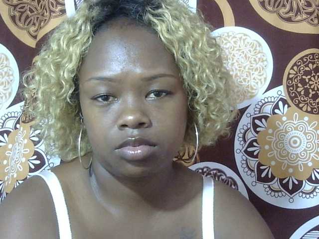 May-sexy's BongaCams show and profile