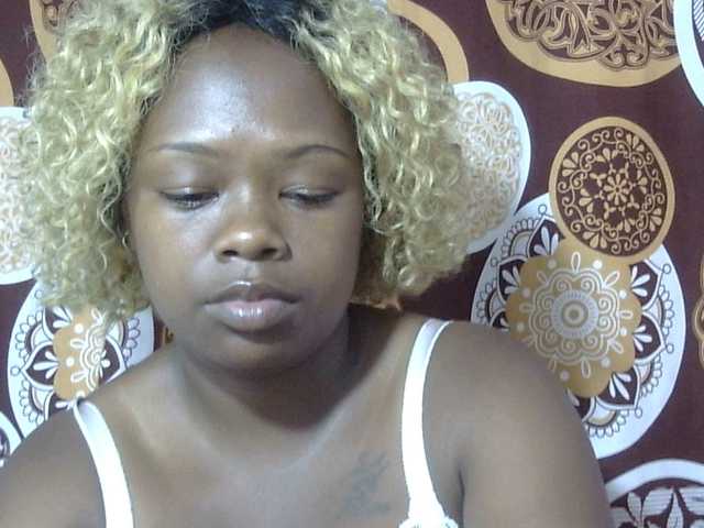 May-sexy's BongaCams show and profile