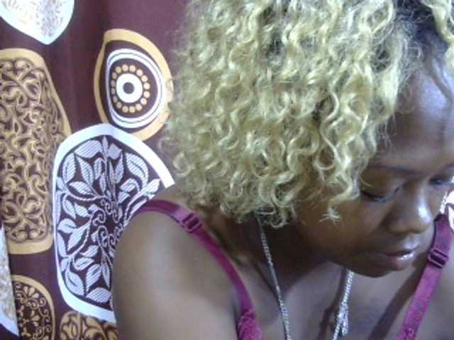 May-sexy's BongaCams show and profile