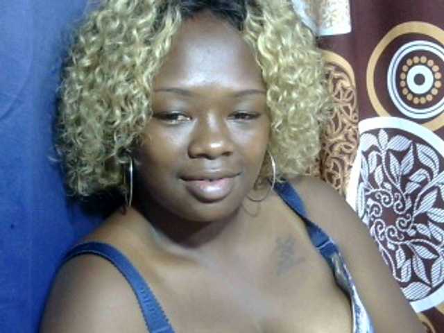 May-sexy's BongaCams show and profile