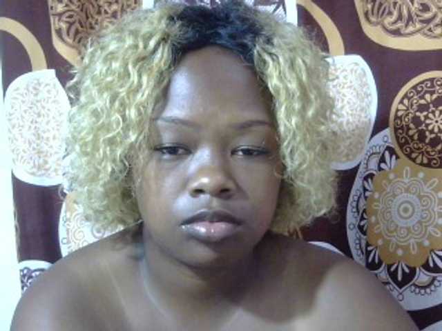 May-sexy's BongaCams show and profile