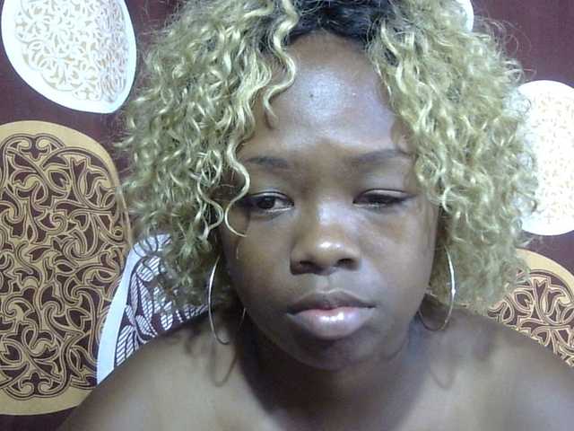 May-sexy's BongaCams show and profile