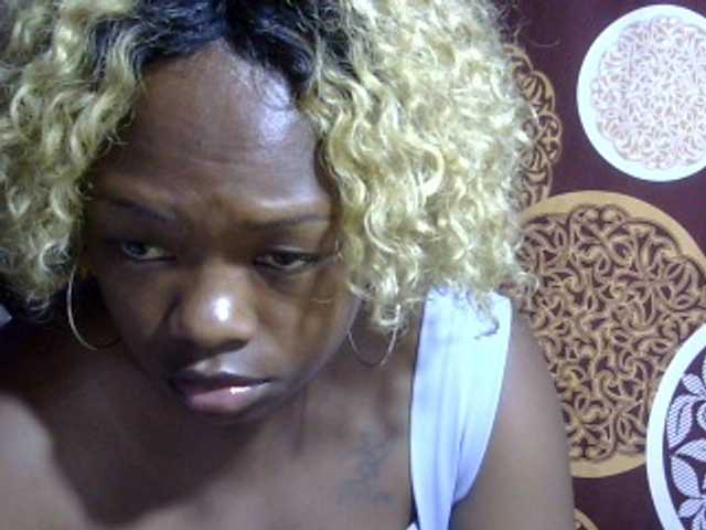 May-sexy's BongaCams show and profile