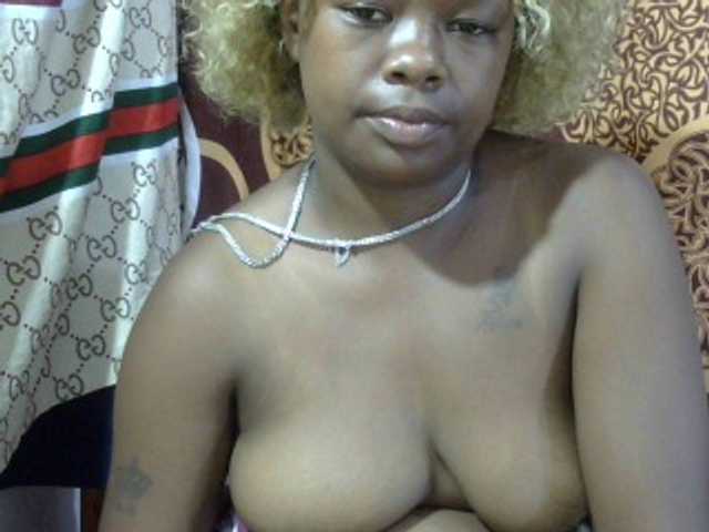 May-sexy's BongaCams show and profile