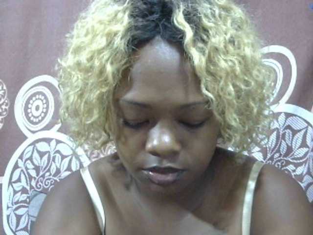 May-sexy's BongaCams show and profile