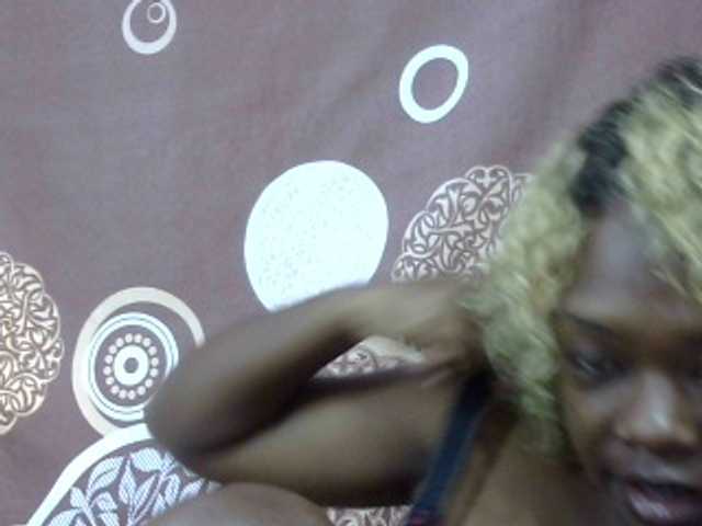 May-sexy's BongaCams show and profile