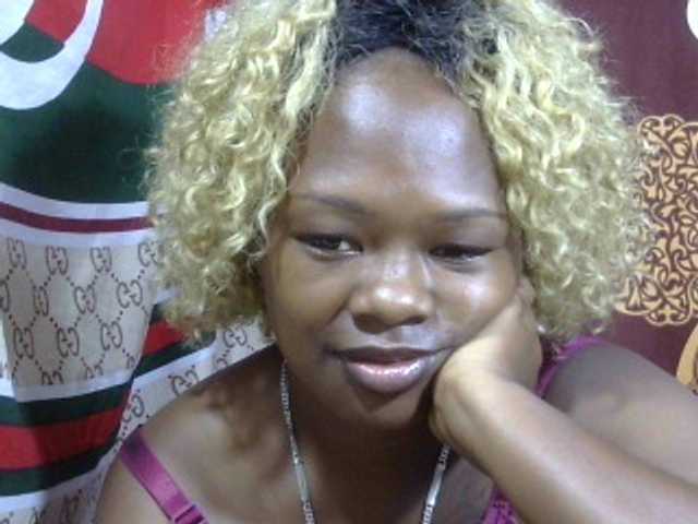 May-sexy's BongaCams show and profile