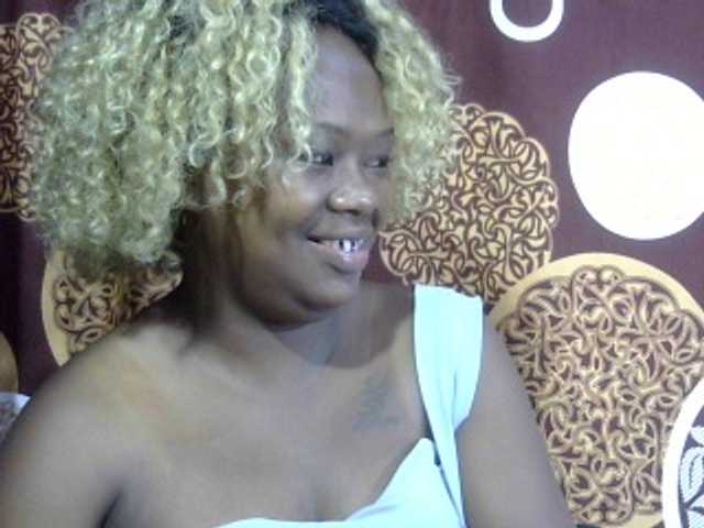 May-sexy's BongaCams show and profile