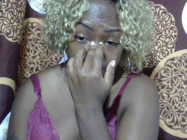 May-sexy's BongaCams show and profile