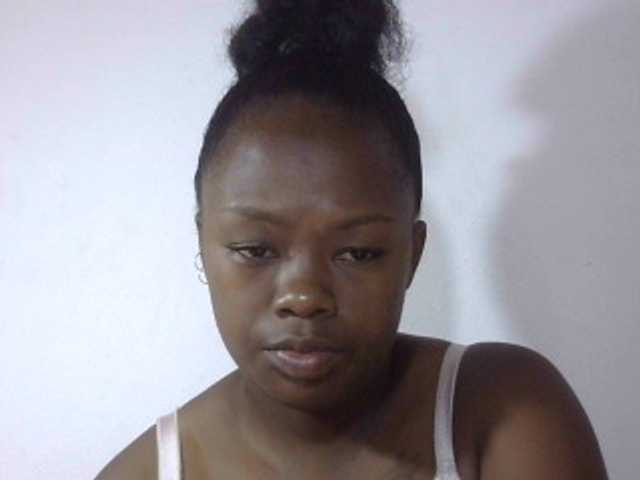 May-sexy's BongaCams show and profile