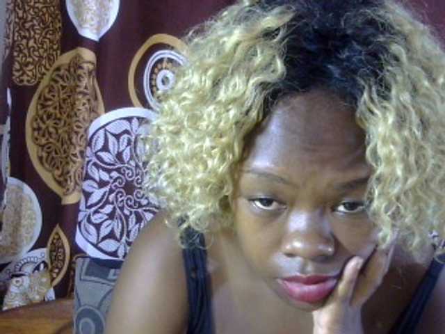 May-sexy's BongaCams show and profile