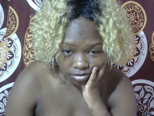 May-sexy's BongaCams show and profile