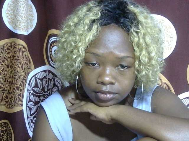 May-sexy's BongaCams show and profile