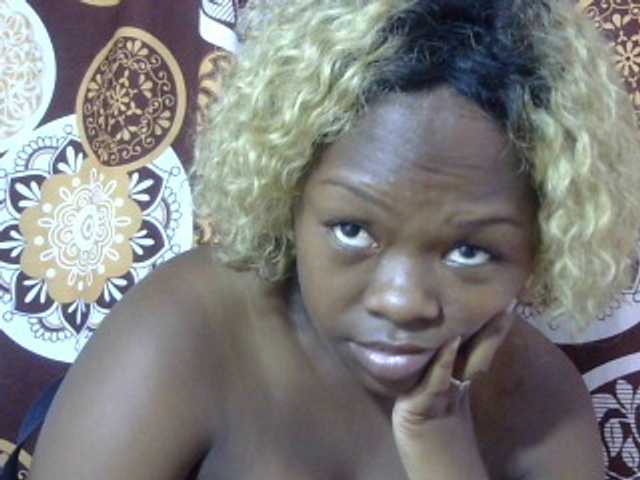 May-sexy's BongaCams show and profile