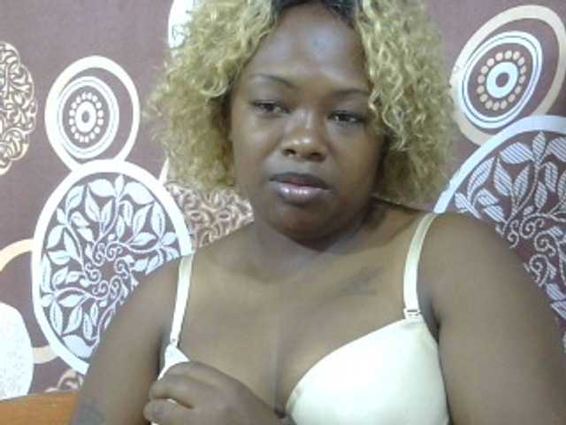 May-sexy's BongaCams show and profile