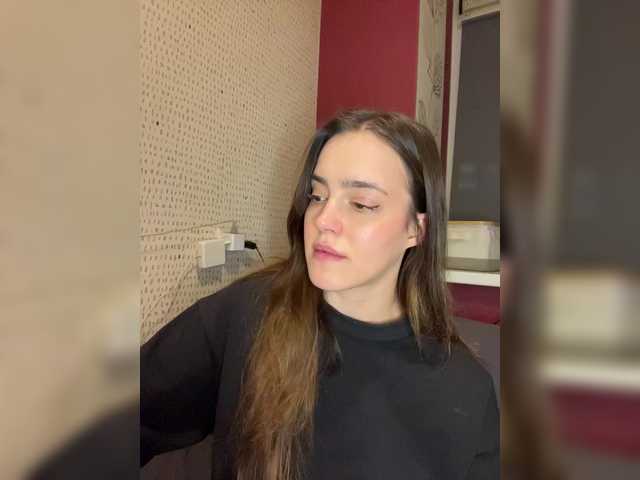 Kendrali's BongaCams show and profile