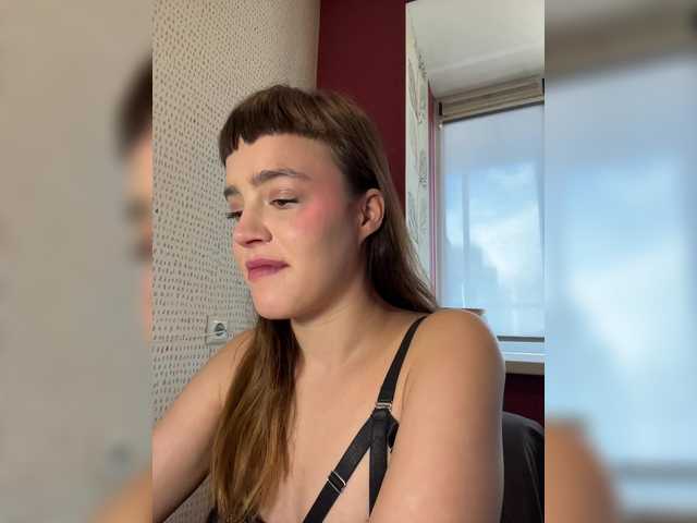 Kendrali's BongaCams show and profile