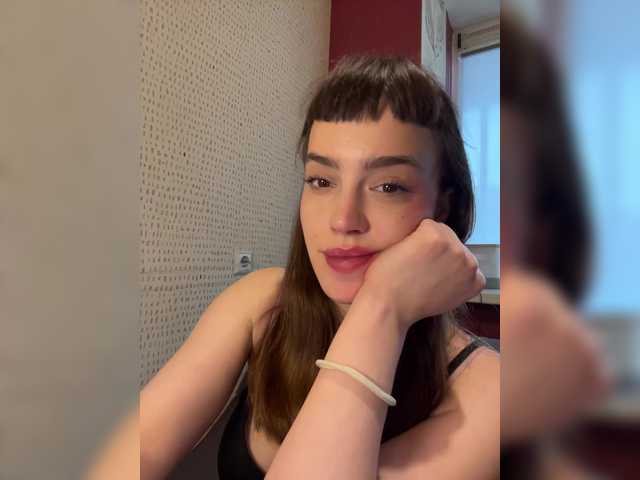 Kendrali's BongaCams show and profile