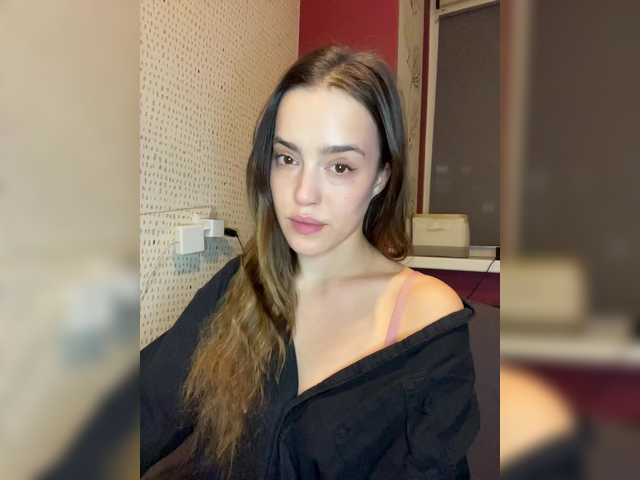 Kendrali's BongaCams show and profile