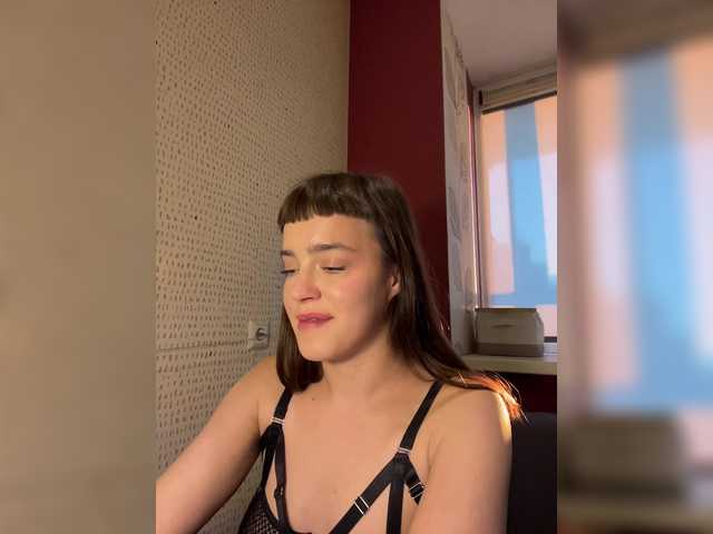 Kendrali's BongaCams show and profile