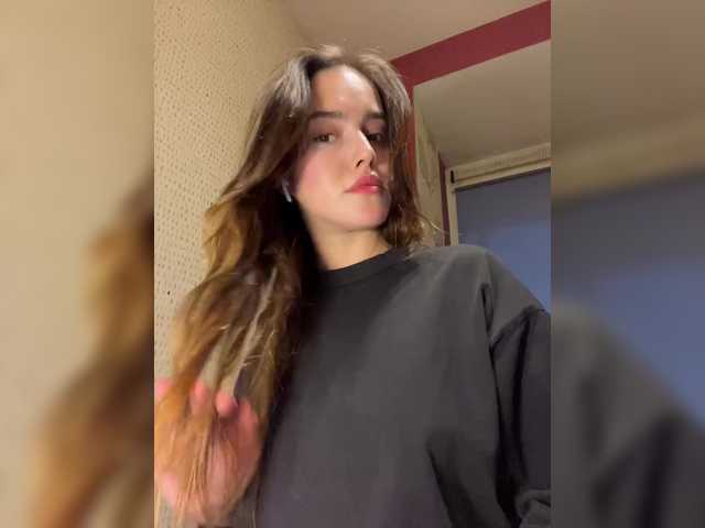 Kendrali's BongaCams show and profile