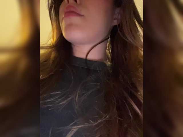 Kendrali's BongaCams show and profile