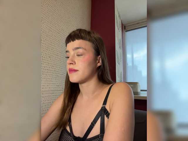 Kendrali's BongaCams show and profile