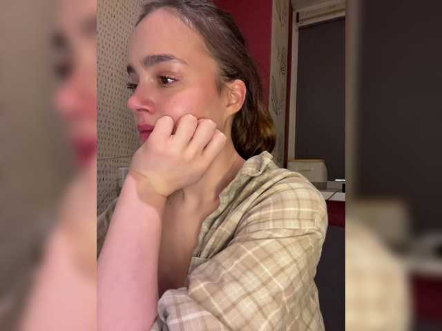 Kendrali's BongaCams show and profile